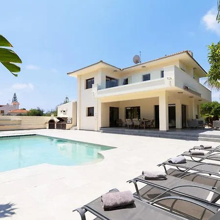 Konnosa Villa