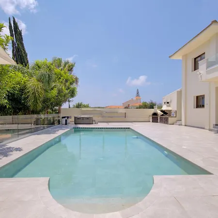 Konnosa Villa *